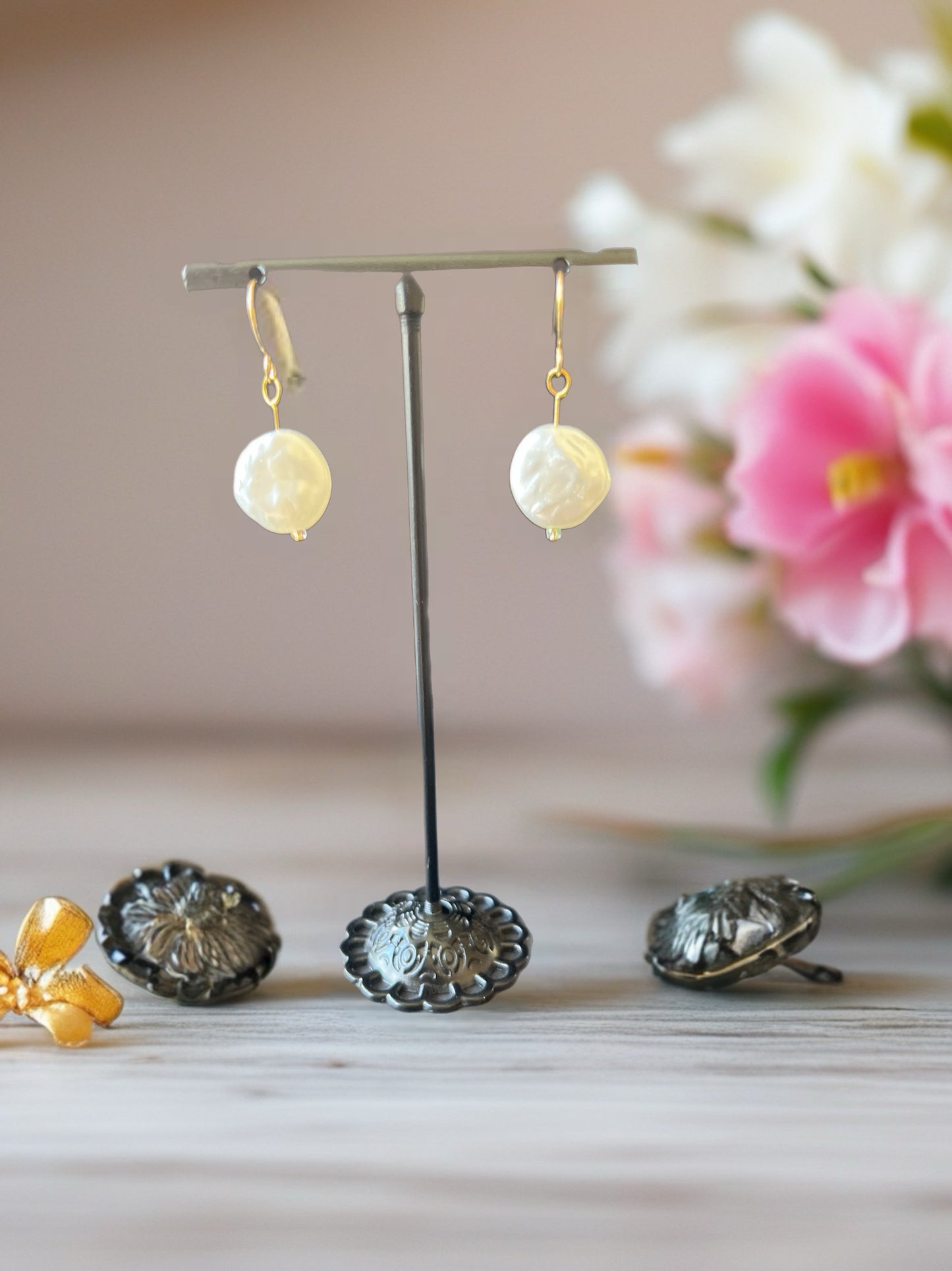 Gold Shell earrings